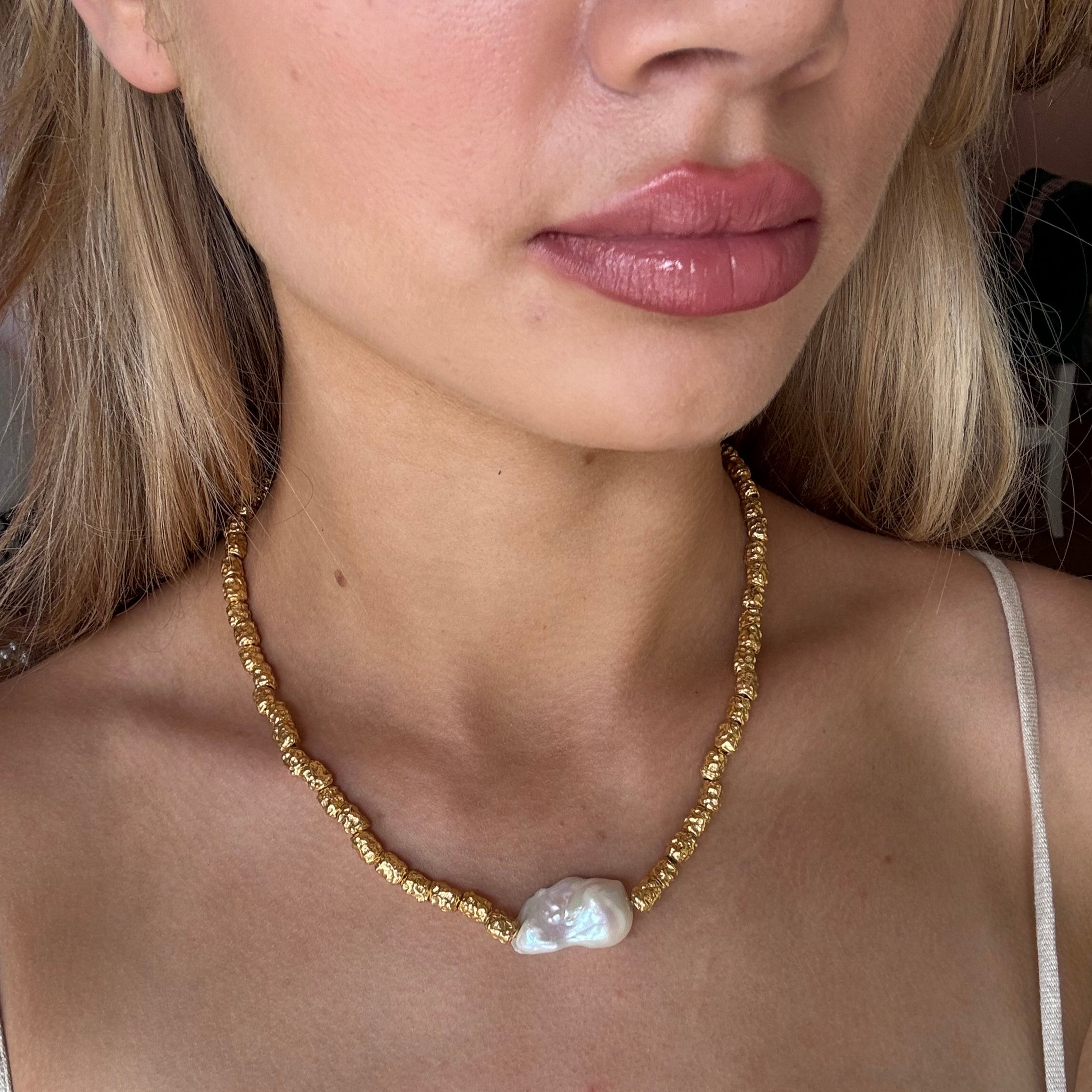 The Amina: Single Baroque Pearl Necklace