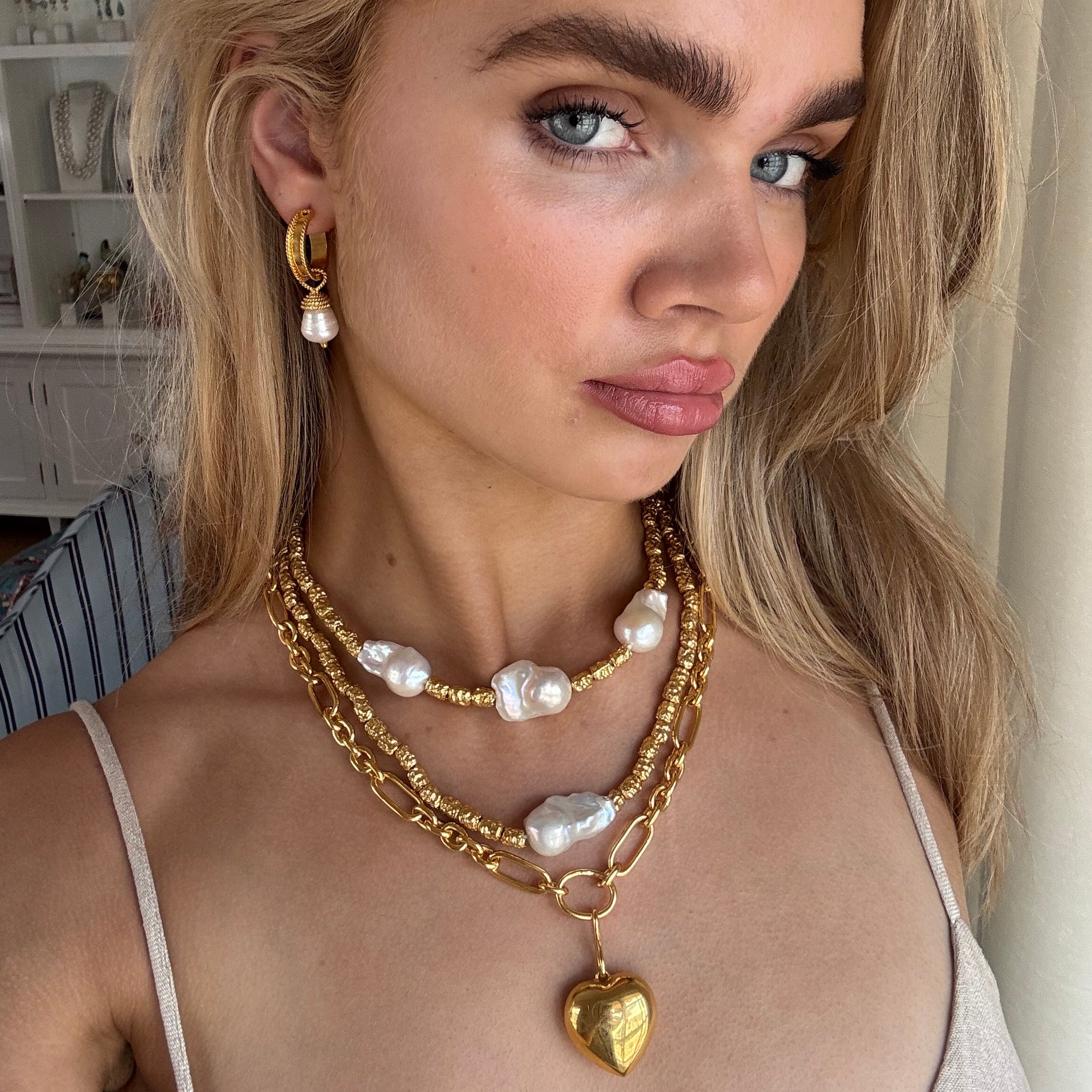 The Amari: 3 Baroque Pearl Necklace