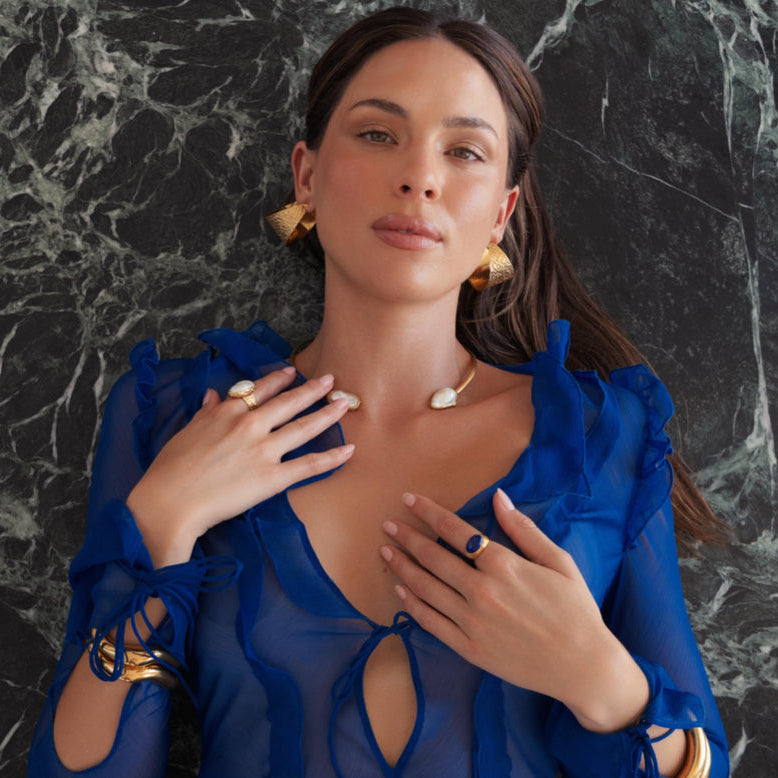 The Iris: Large Hammered Hoop