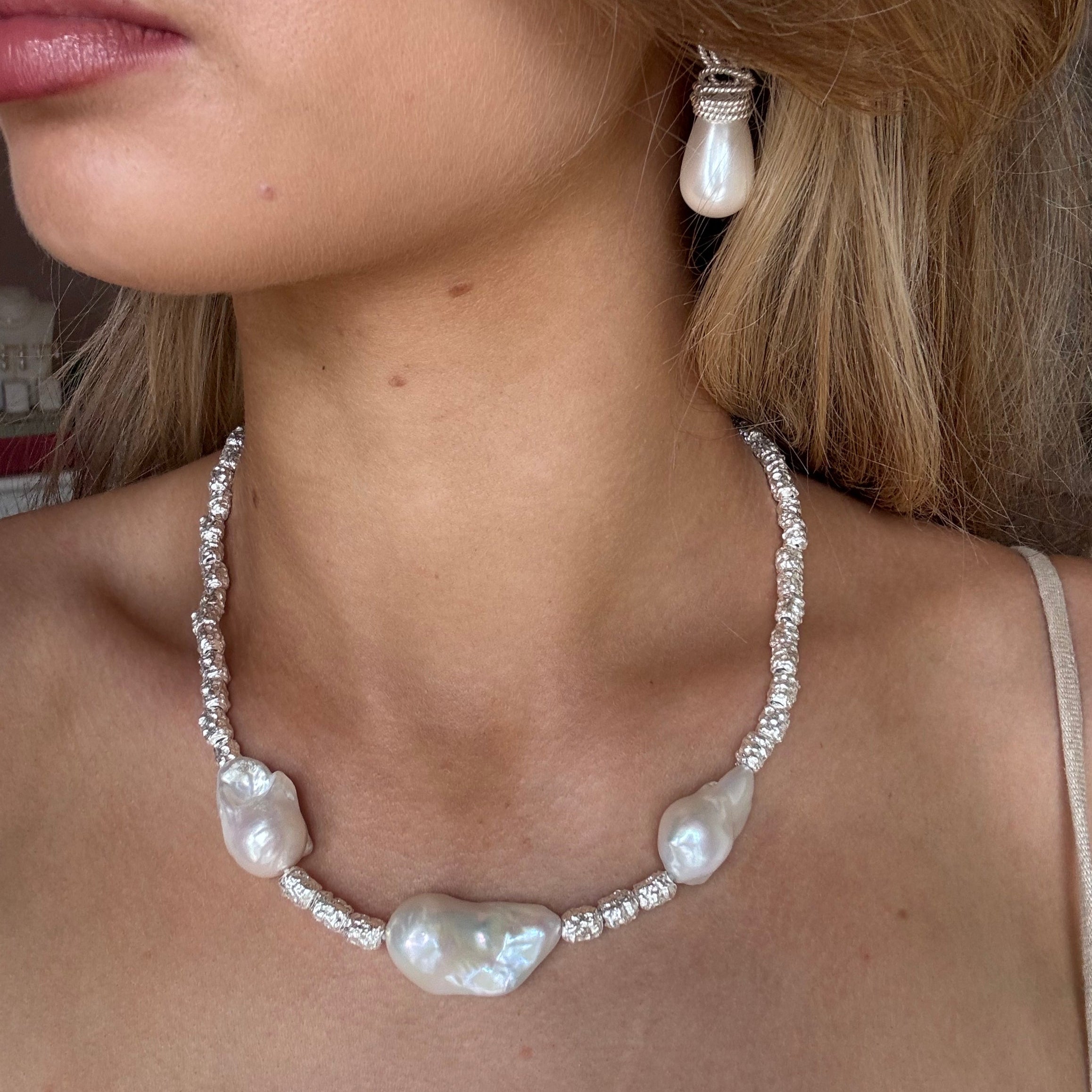 The Amari: 3 Baroque Pearl Necklace