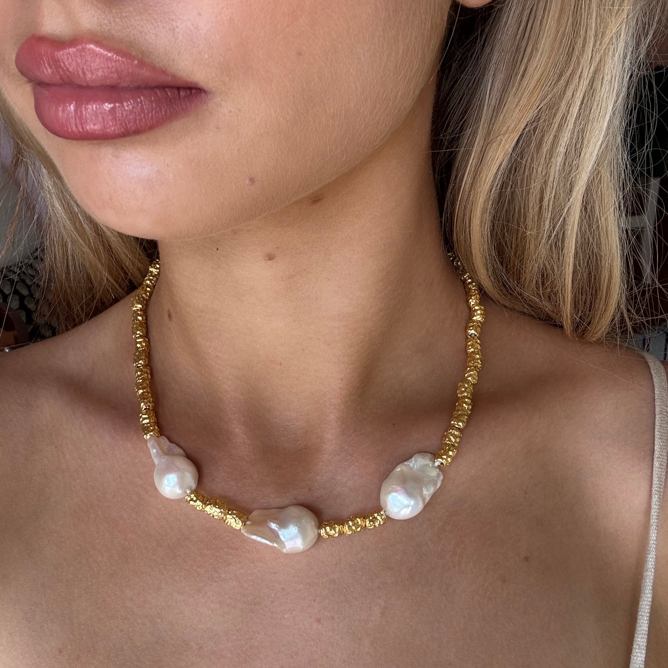 The Amari: 3 Baroque Pearl Necklace