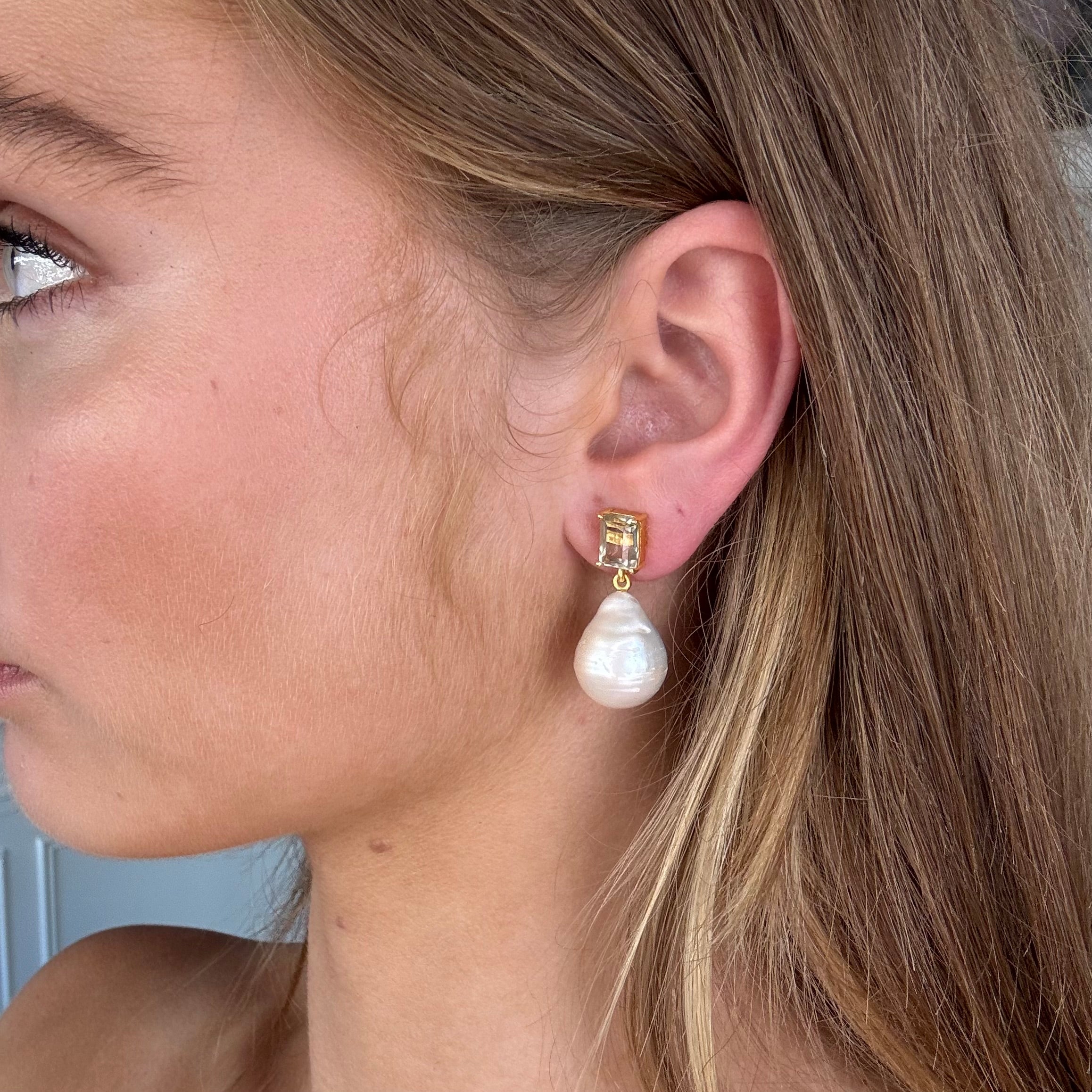 The Bellen: Baroque Pearl Earrings