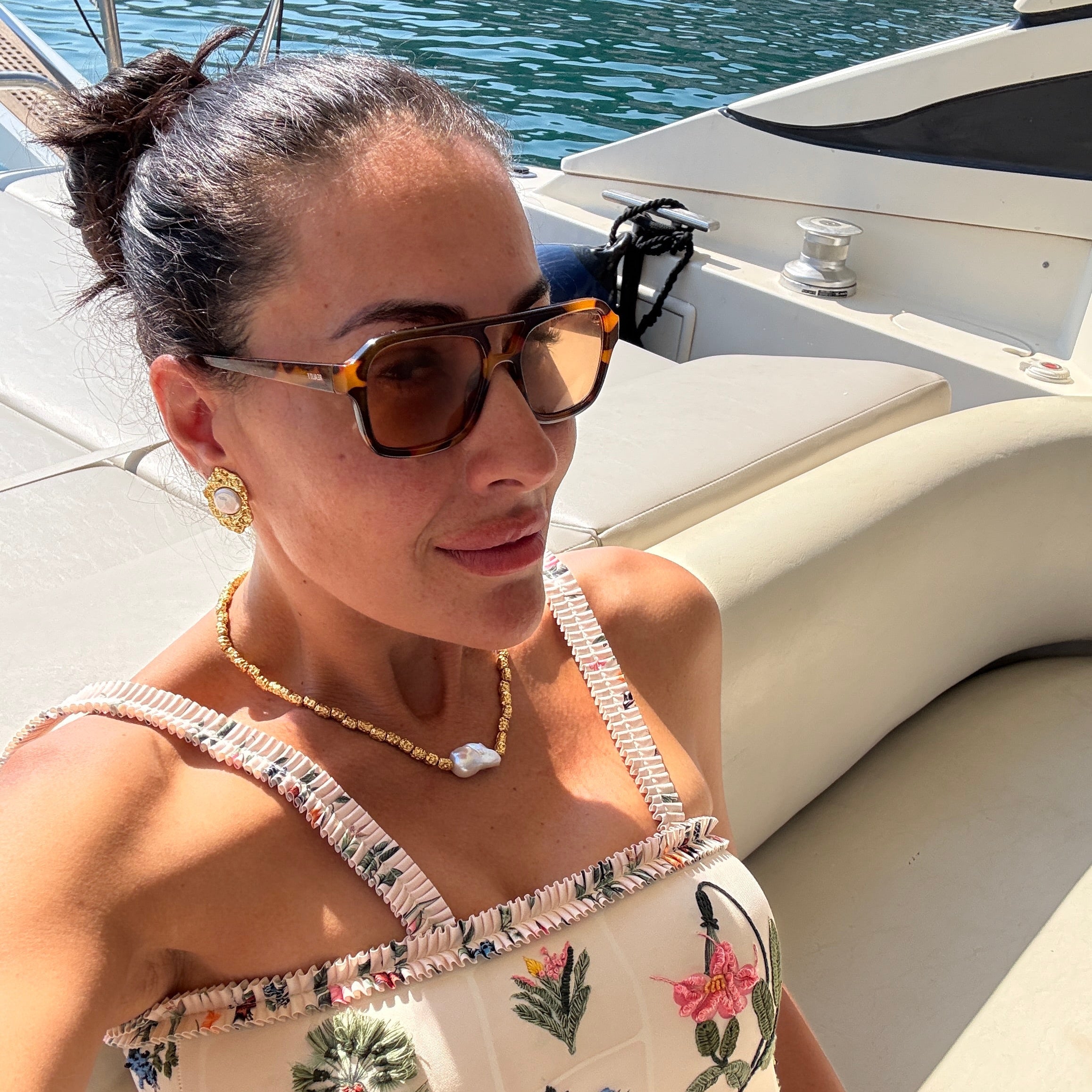 The Sue-Belle: Natural Coin Pearl With Hammered Bezel