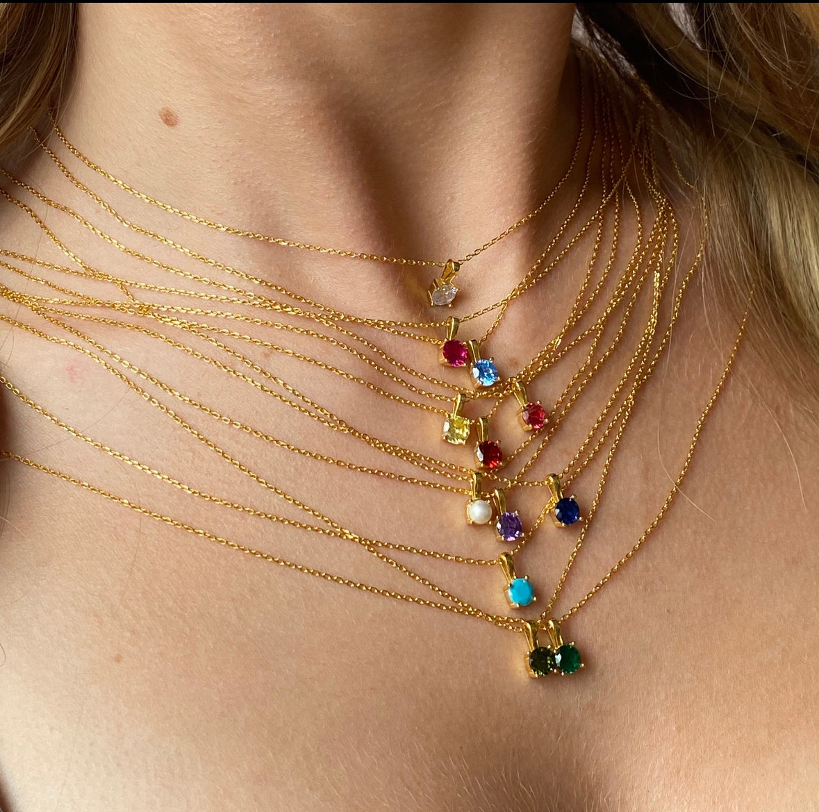 Garnet Prong Dainty Necklace