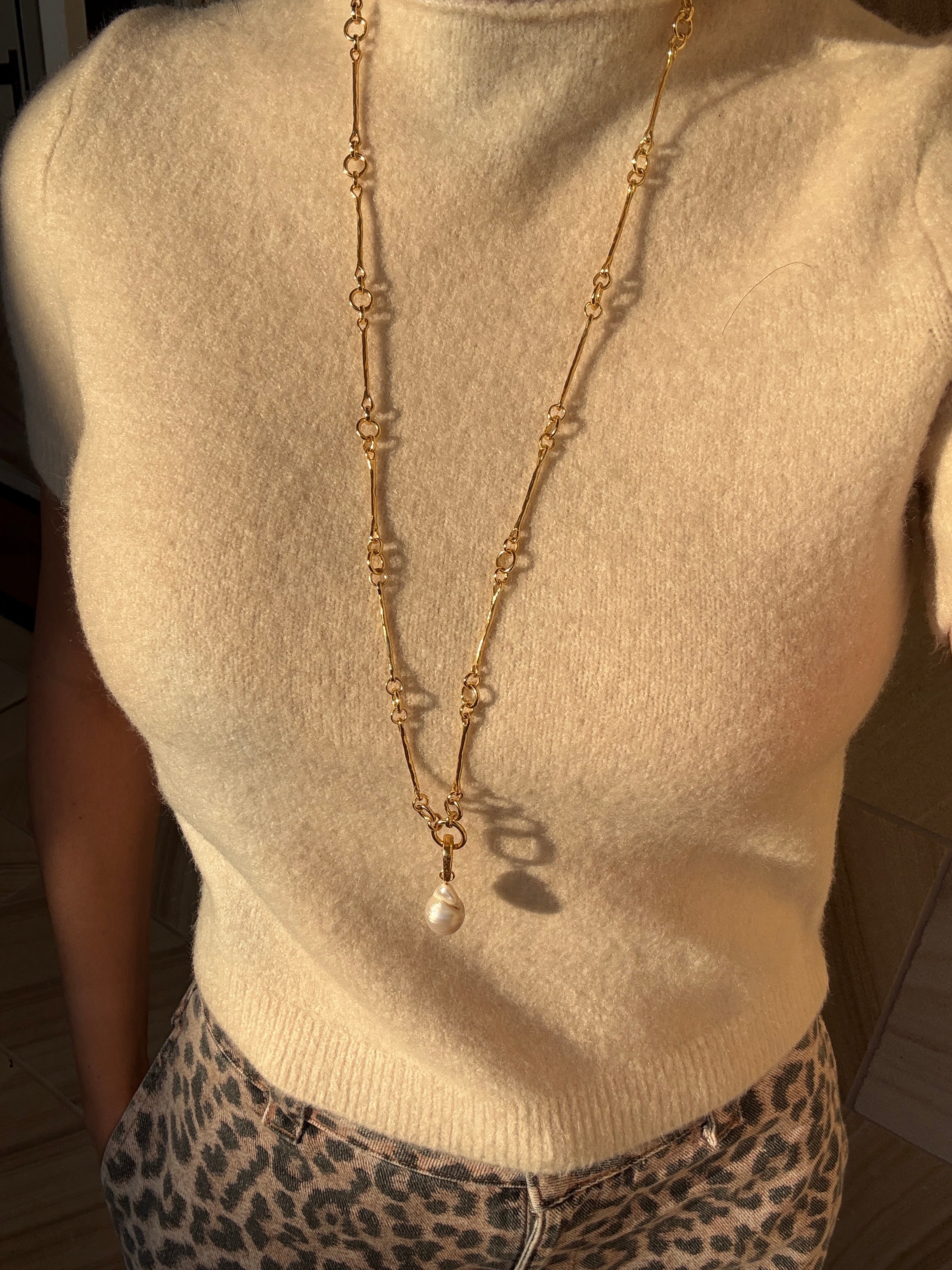 The Penelope: Long & Round Link T-Bar Necklace: