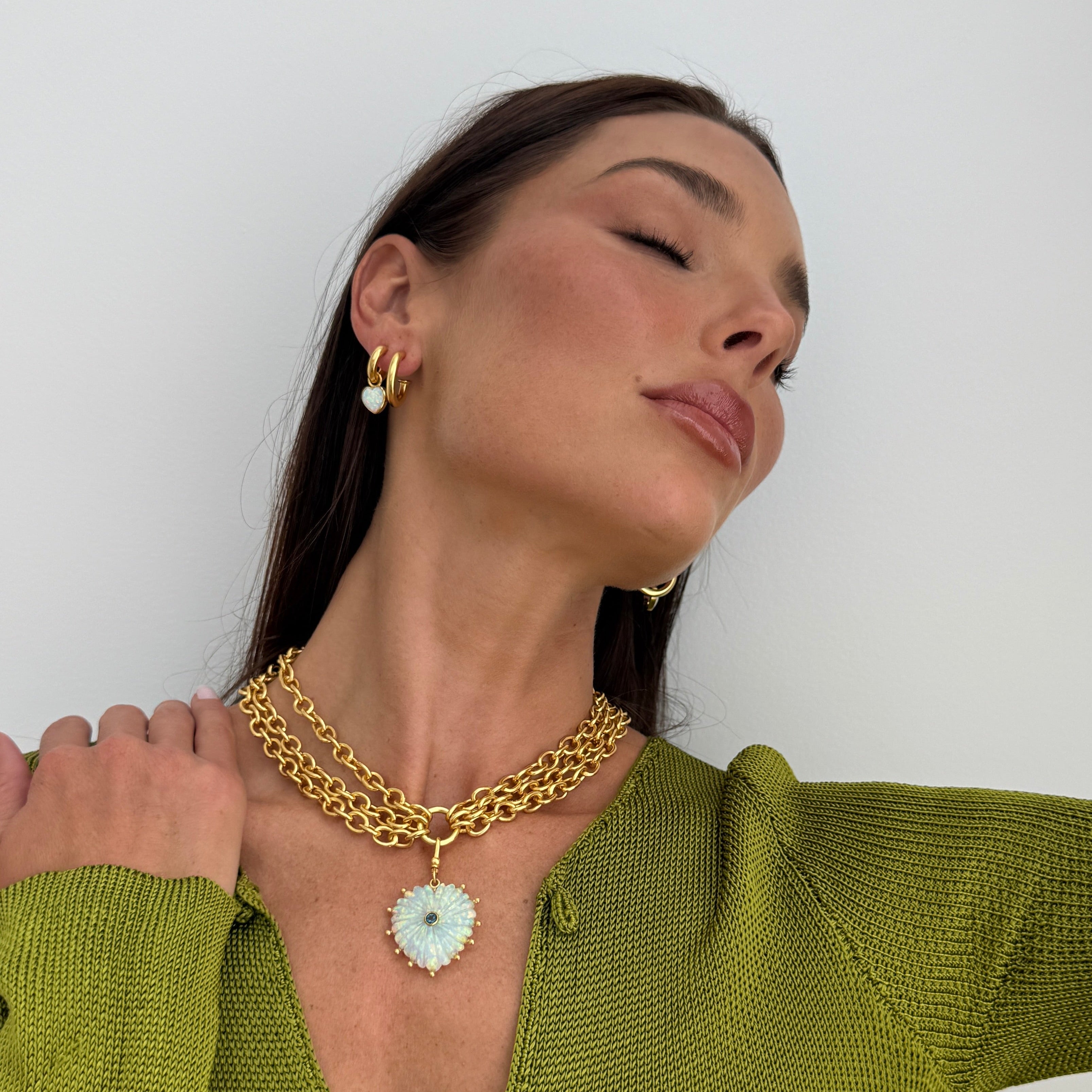 The Meg: Multi Chain Choker