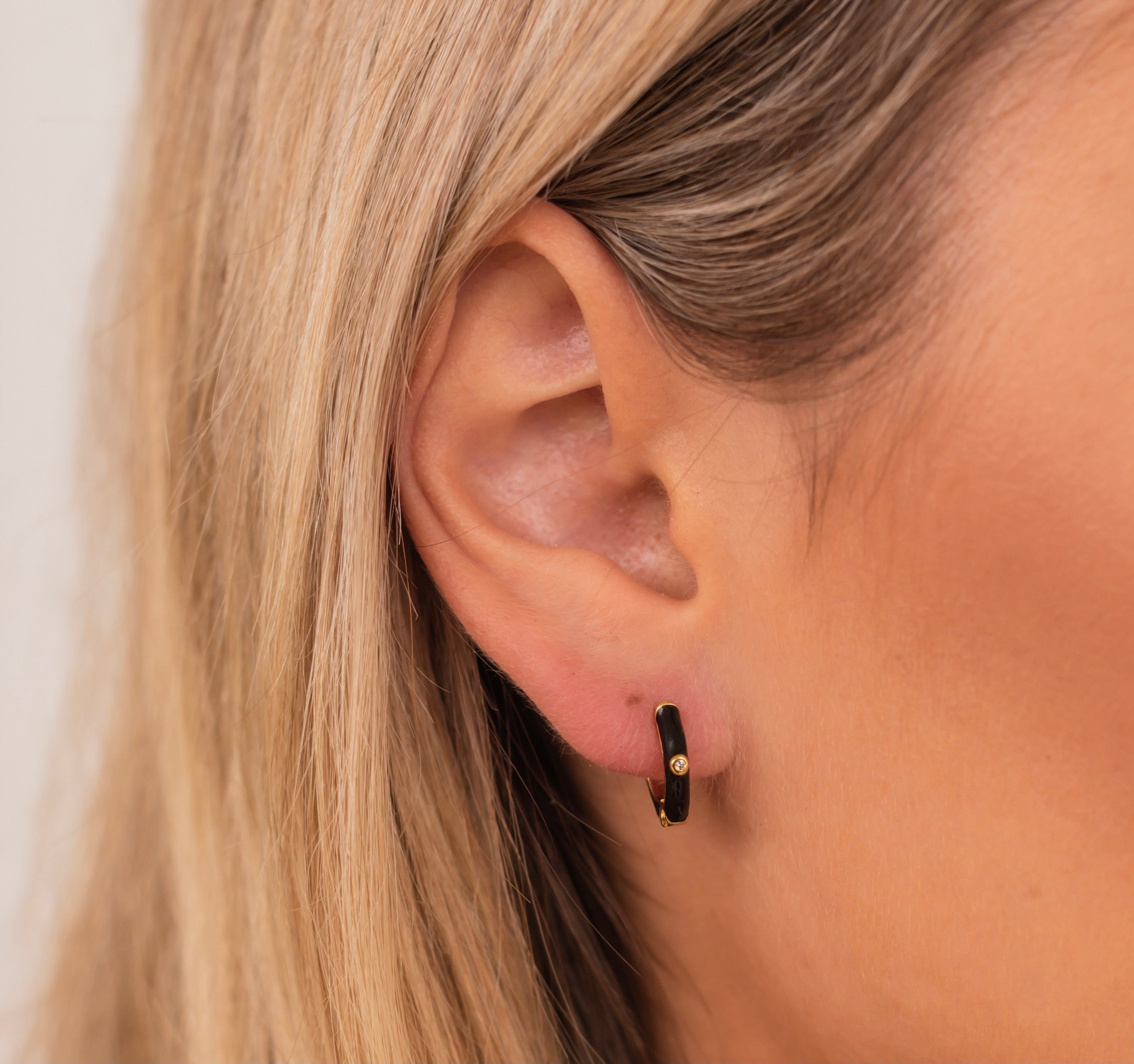 THE GAYLE (Black) Earrings Jimena Alejandra