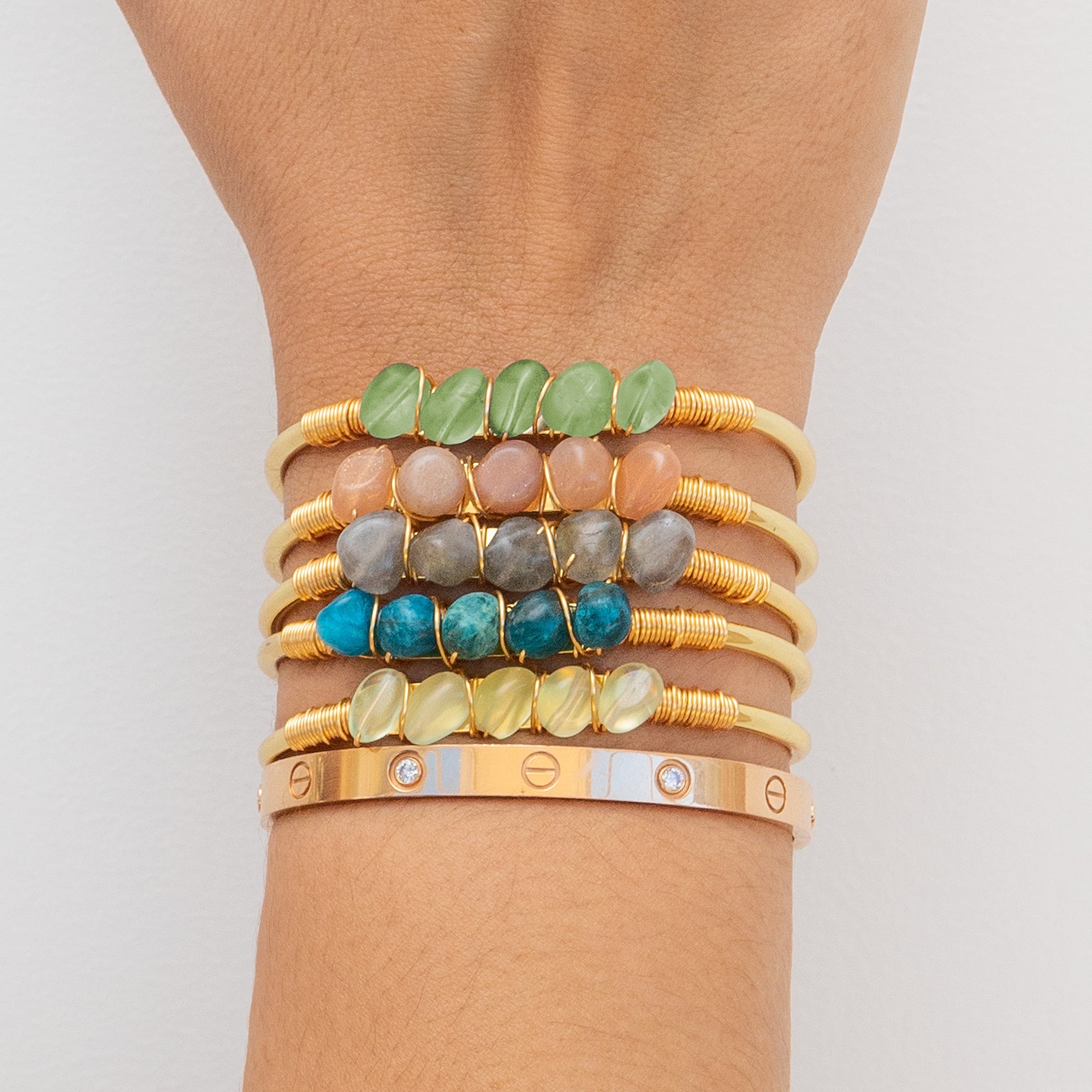 THE GWENYTH (Peach Moonstone) Bracelets Jimena Alejandra