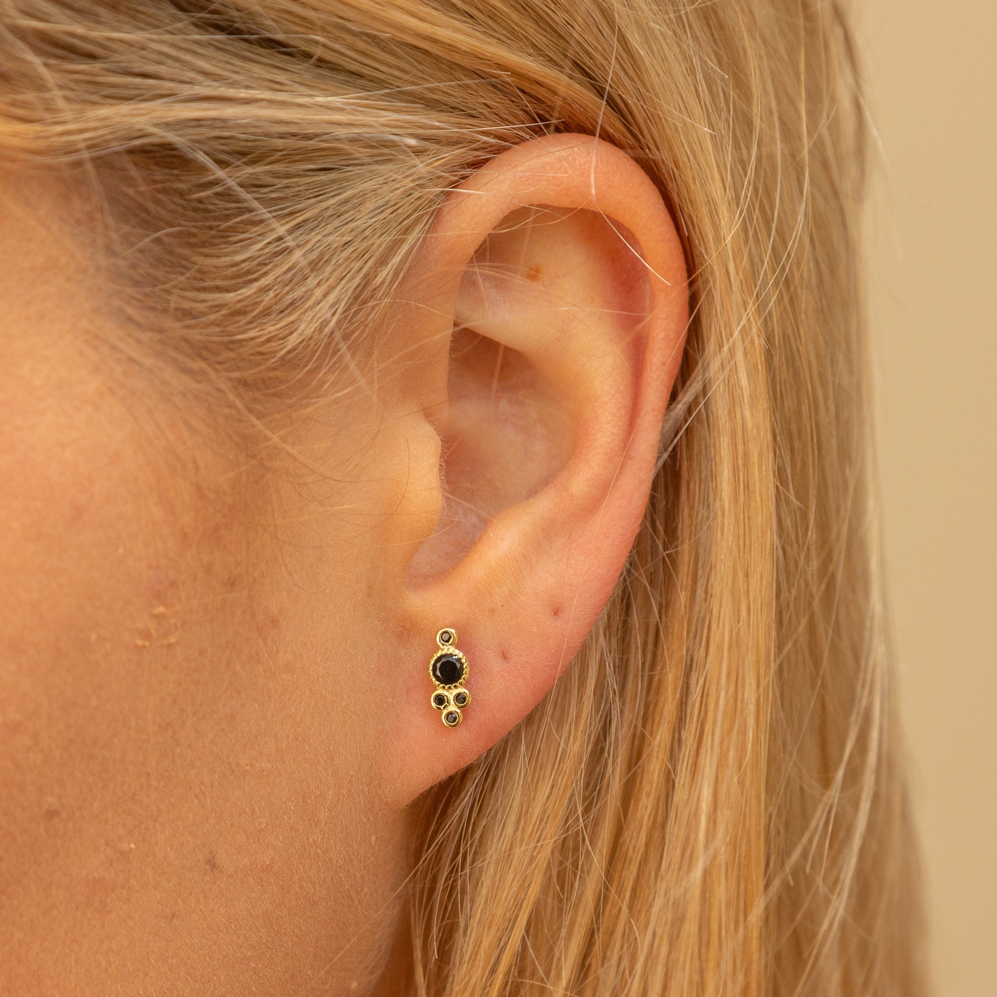 THE REYA (BLACK) Earrings Jimena Alejandra