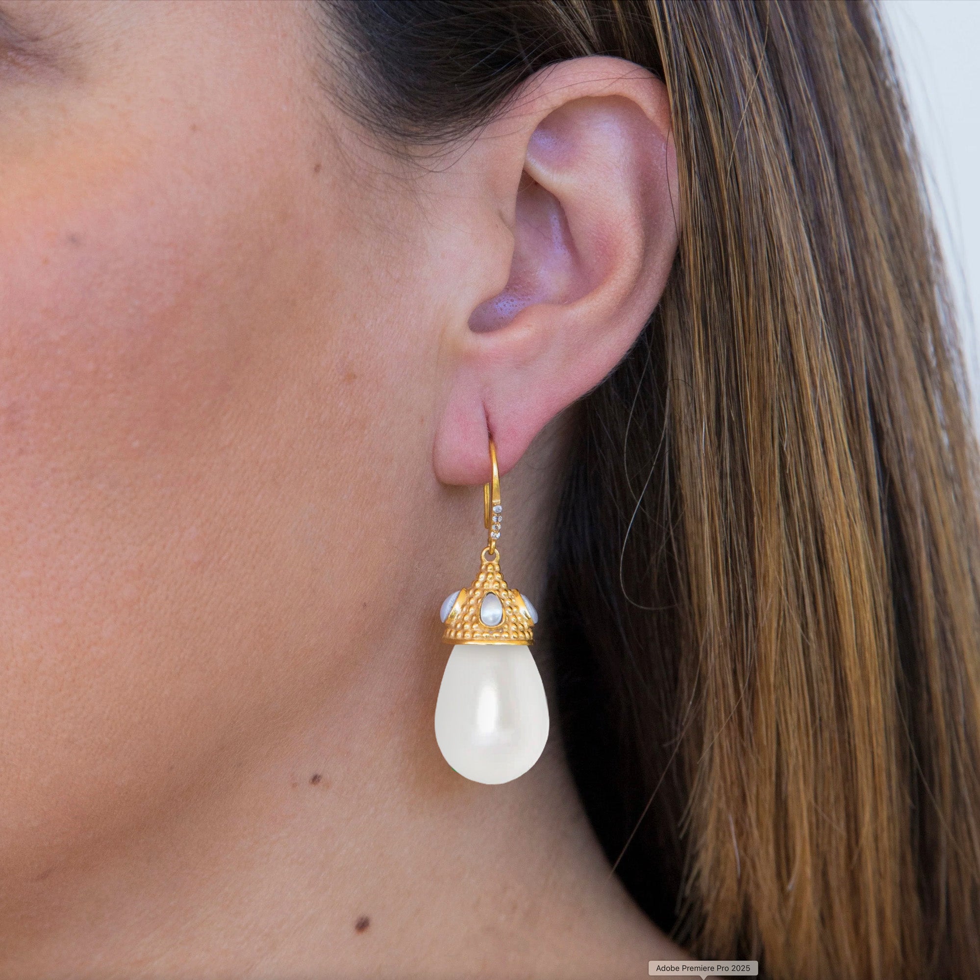 Pearl Drop Earrings: The Casilda
