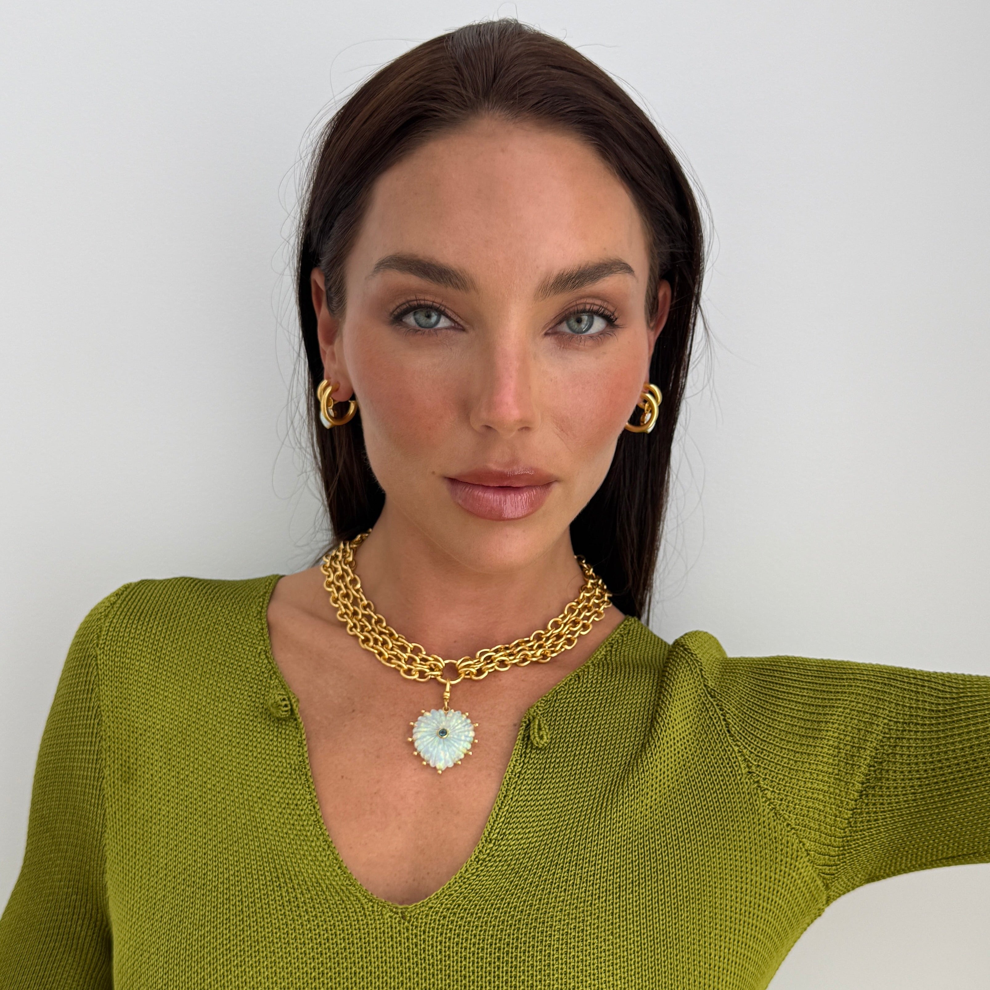 The Meg: Multi Chain Choker