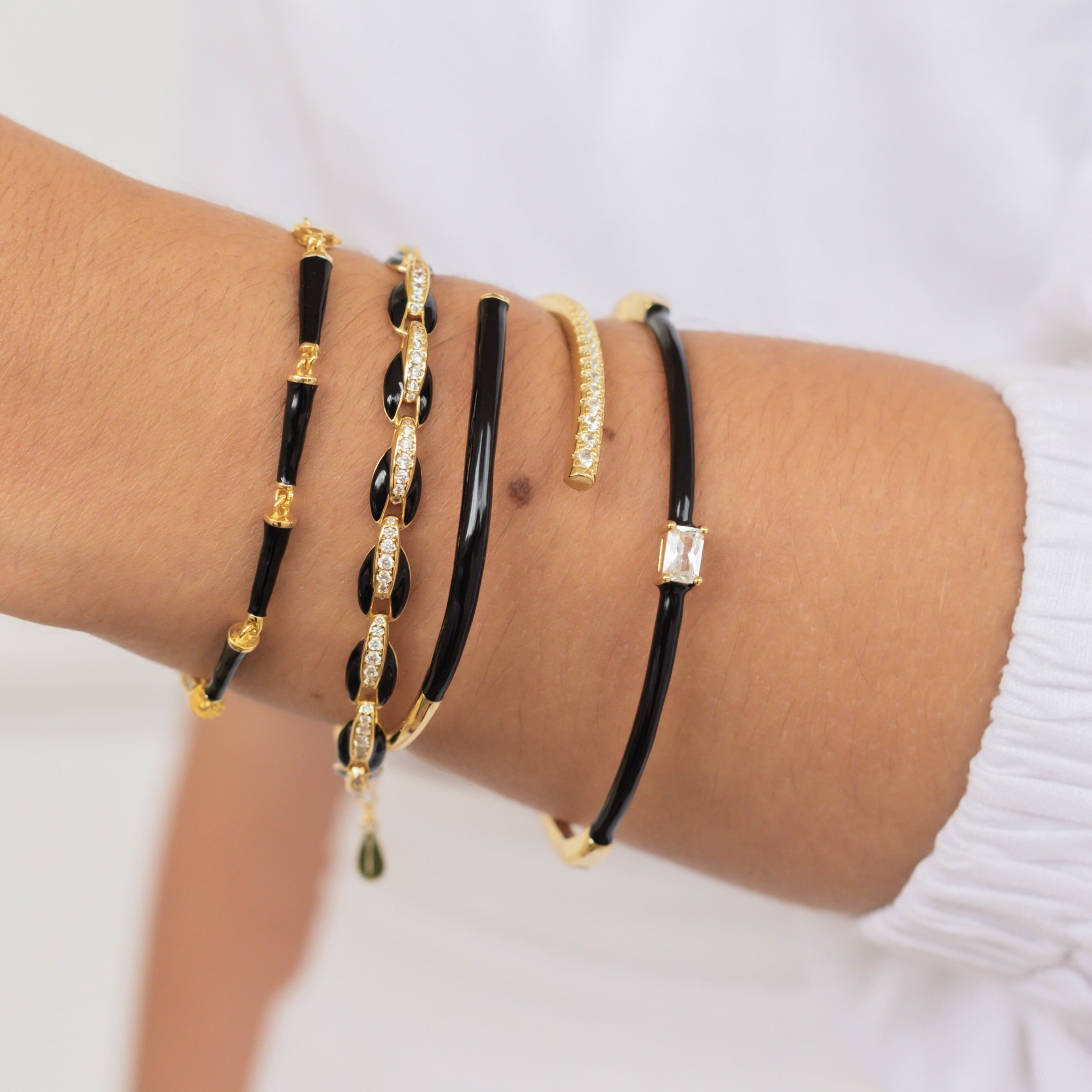 THE FELICITY (Black) Bracelets Jimena Alejandra 